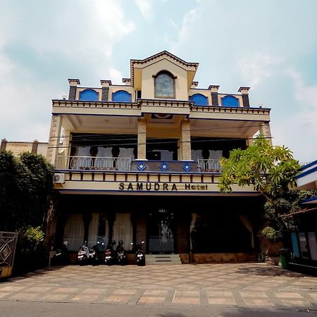 Samudra Hotel جيبارا المظهر الخارجي الصورة