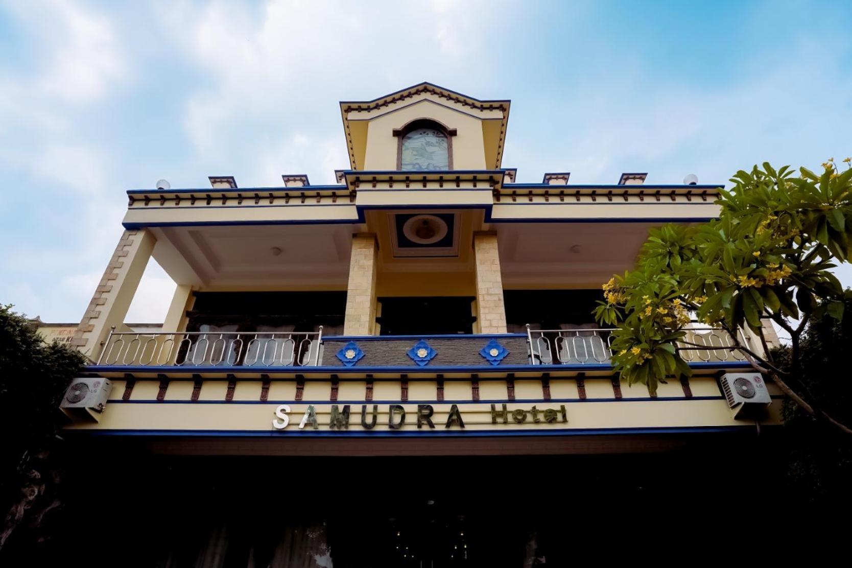 Samudra Hotel جيبارا المظهر الخارجي الصورة