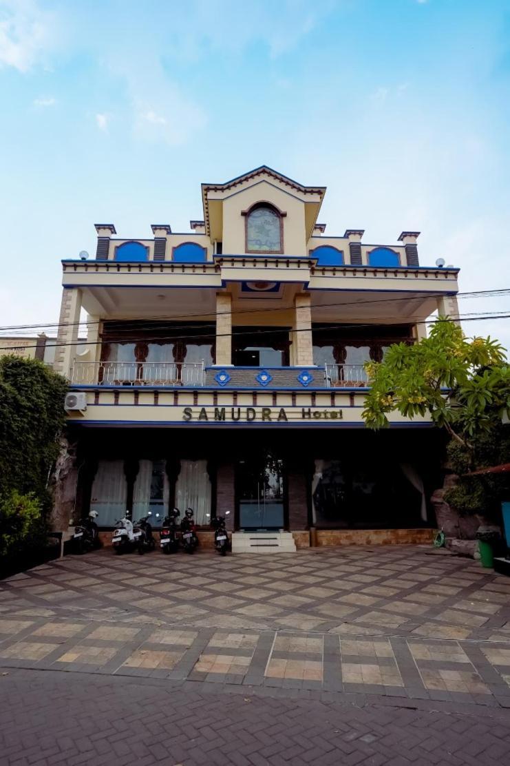 Samudra Hotel جيبارا المظهر الخارجي الصورة