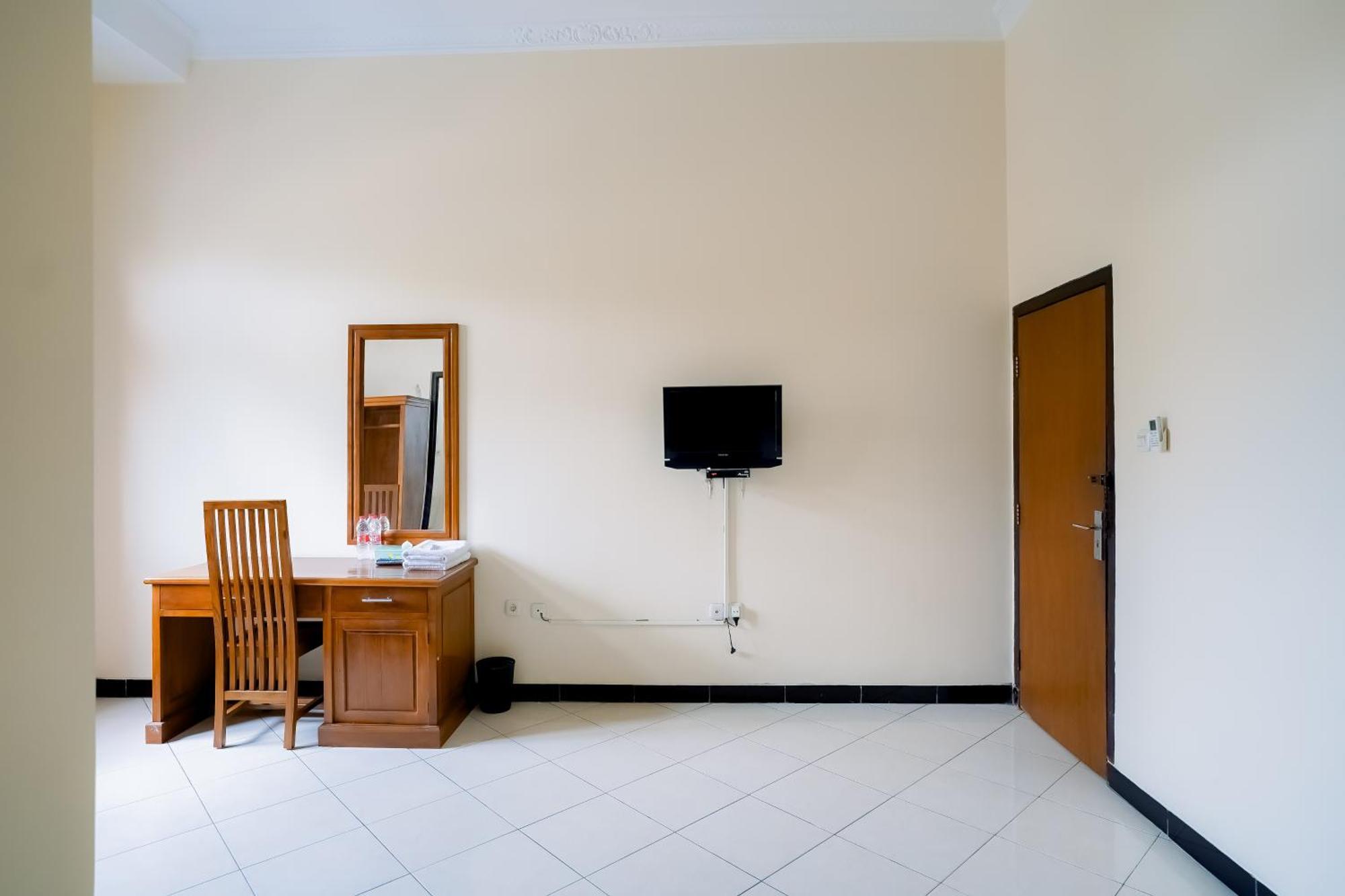 Samudra Hotel جيبارا الغرفة الصورة